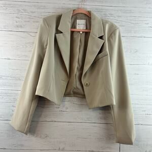 Avec Les Filles NWT Boxy Cropped Blazer Size L